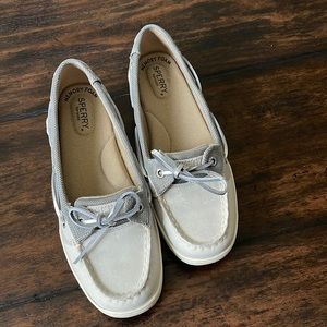 Sperry women’s shoes size 7.5
